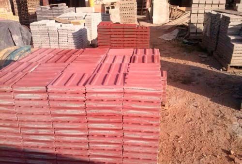 Piso tátil concreto 25x25